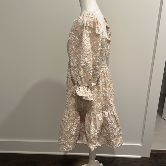 NWT Lizard Thicket Puff Sleeve Dress Sz L - Picture 4 of 10